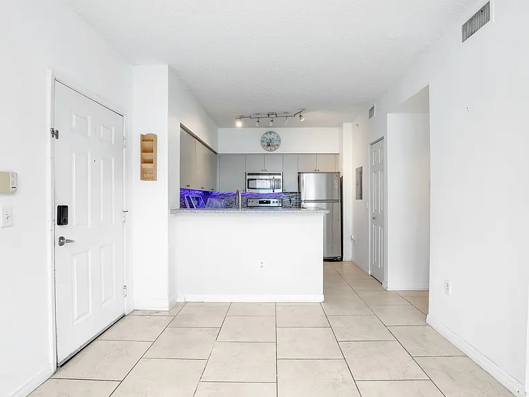 1180 Reserve Way #207 — Photo 7