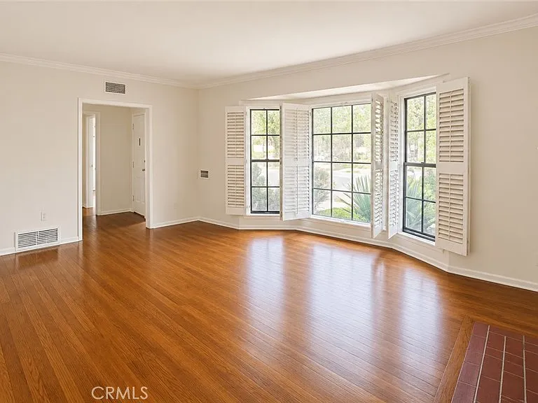 621 N Almansor St — Photo 3