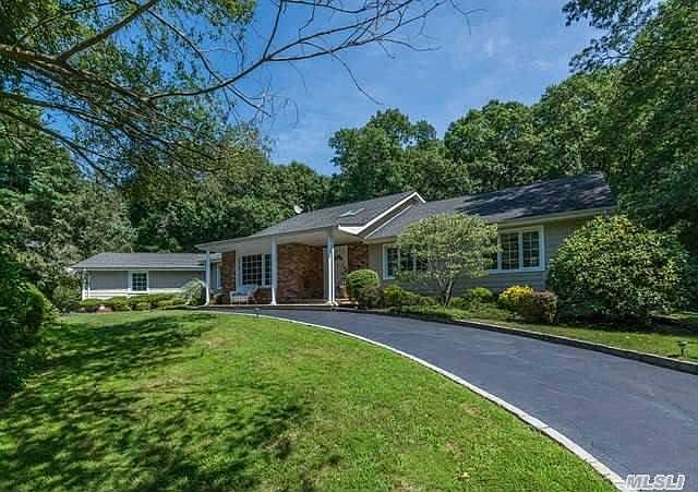 57 Beaumont Dr Melville NY 11747 Zillow