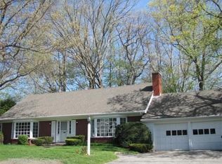 46 Hancock Hill Dr, Worcester, MA 01609