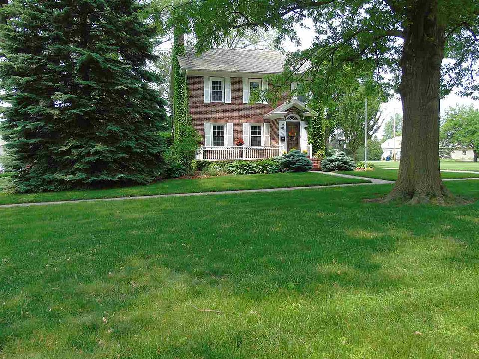 1st image of 1365 N 6th St