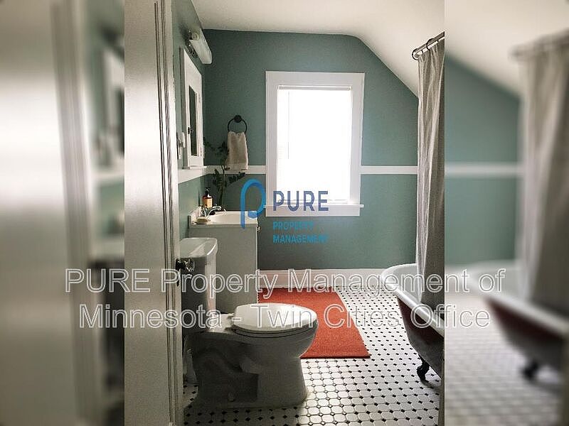 2nd image of 232 9th Ave S