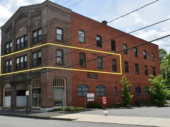 17 Hawley St #201&2, Northampton, MA 01060