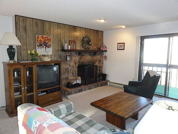 5th image of 178 Tall Pine Cir