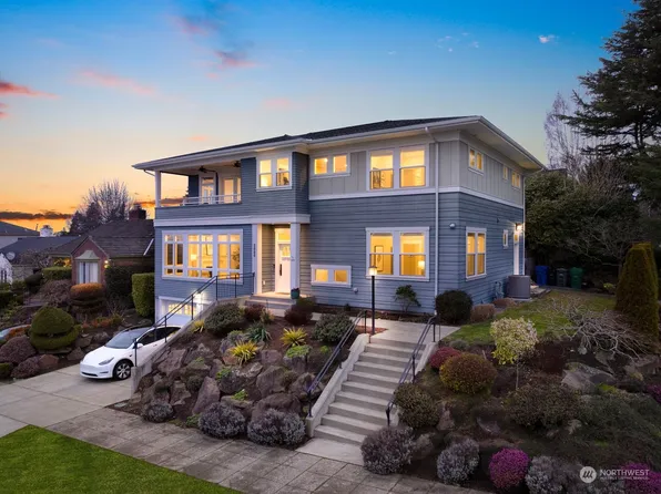 2800 W Garfield Street, Seattle, WA 98199