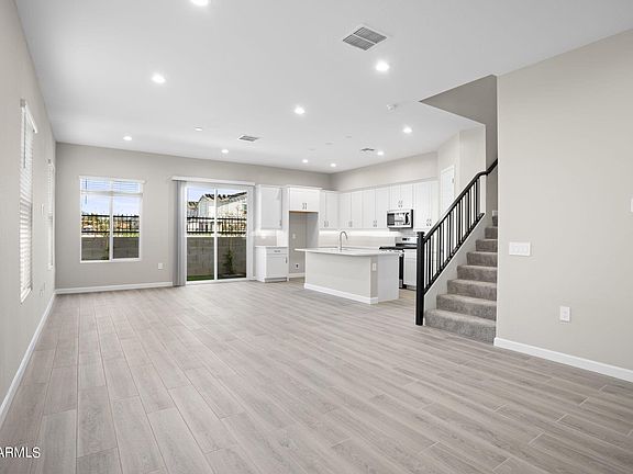 4th image of 5043 E GALLOP Way