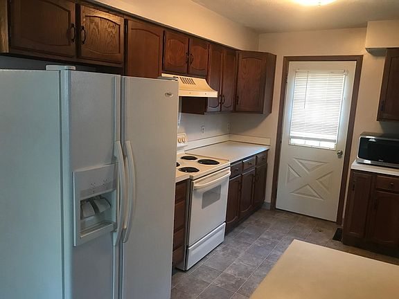 4th image of 1620 S 21st St
