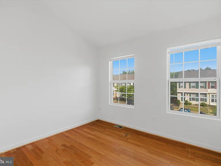6129 Kendra Way — Photo 19