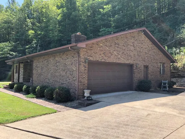 5509-2 Hurricane Rd, Pikeville, KY 41501