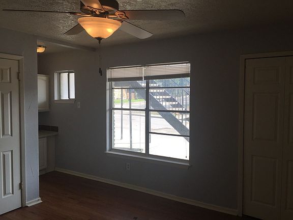 5th image of 125 Victor St APT 3