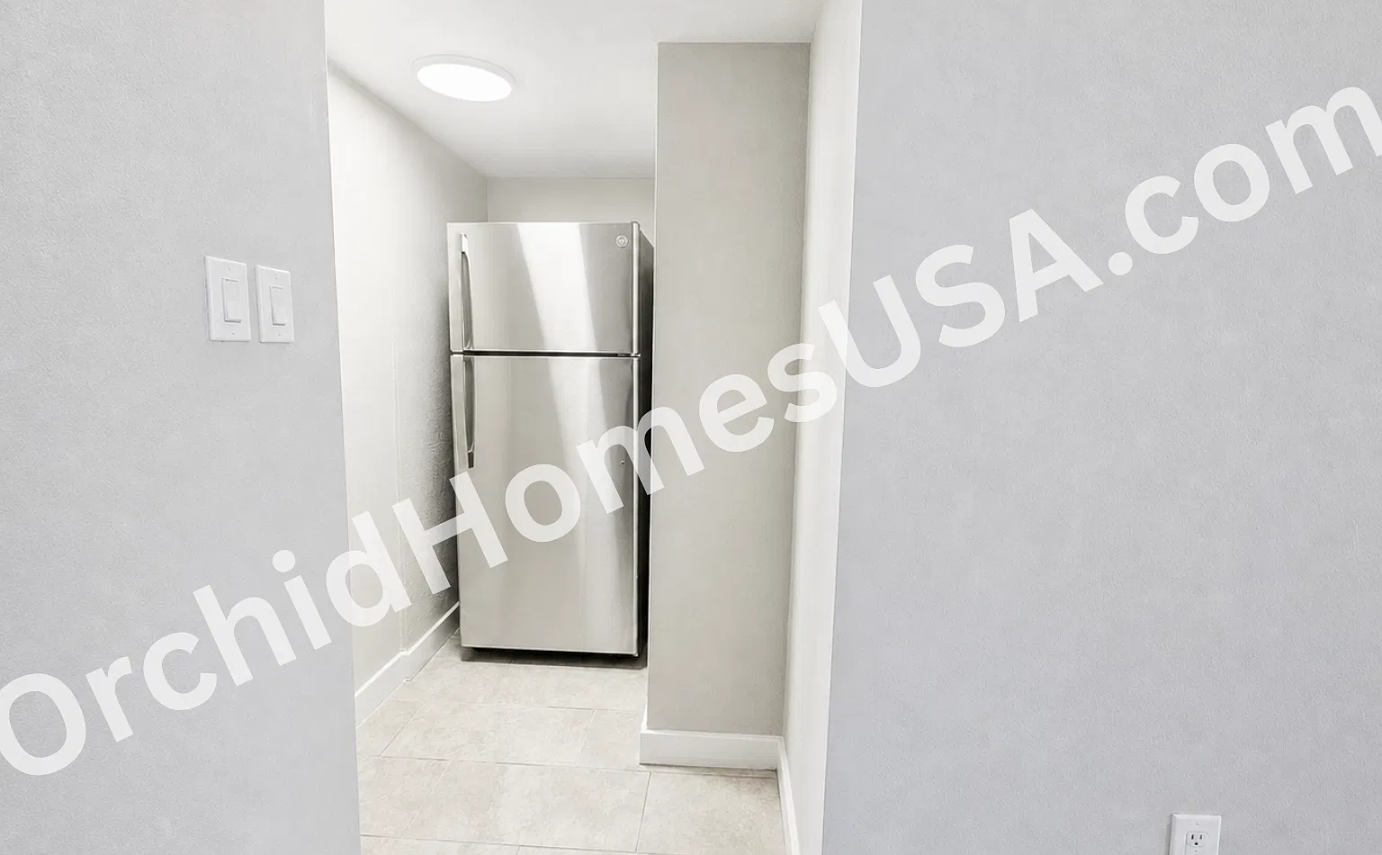 2601 E Greenway Rd — Photo 3