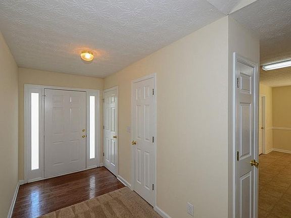 4th image of 6080 Fieldwood Ln