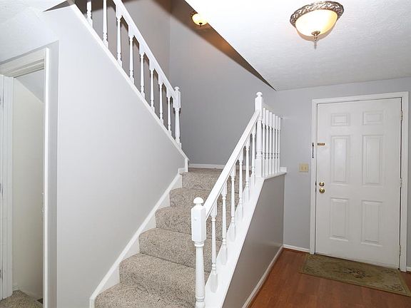 2nd image of 8041 Highfield Ct