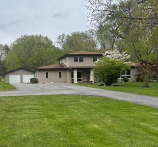 733 Meridian Rd, Valparaiso, IN, 46385