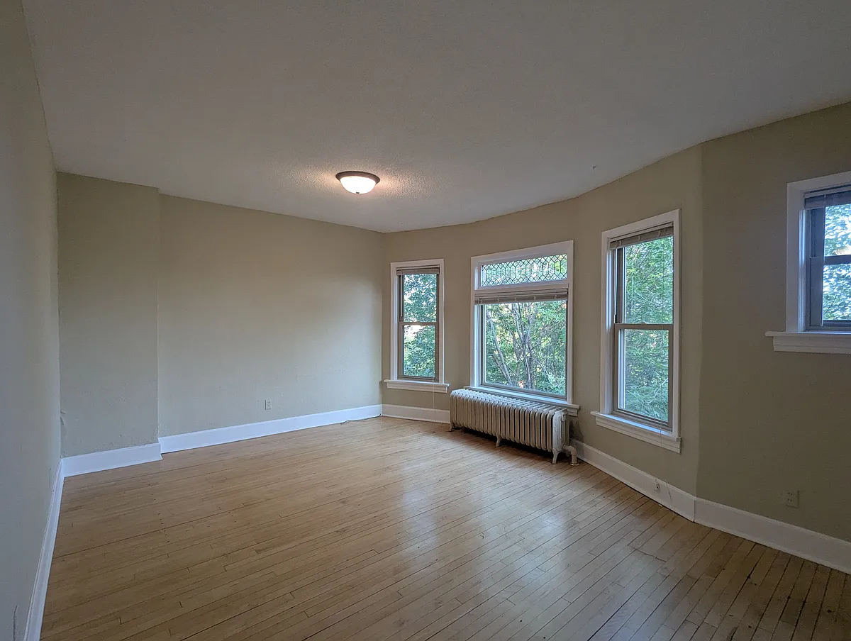 Building Photo - 1825-4 Jefferson St #1825-4