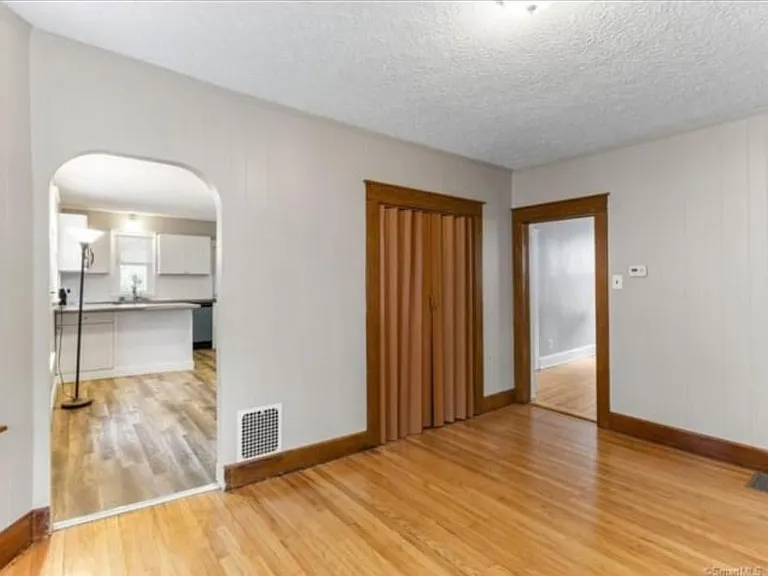29 Connecticut Ave #2 — Photo 2