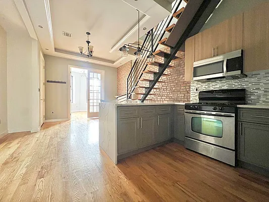 Kitchen, photo 2