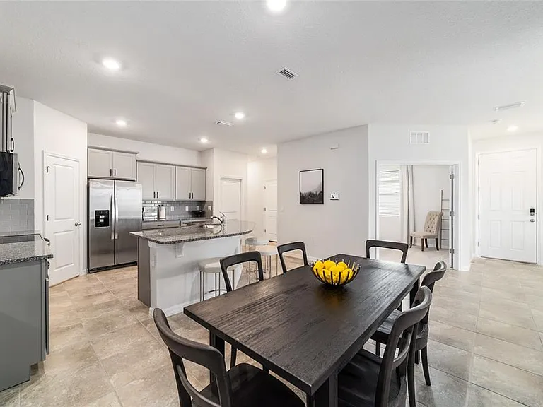 5358 NW 48th Pl — Photo 11