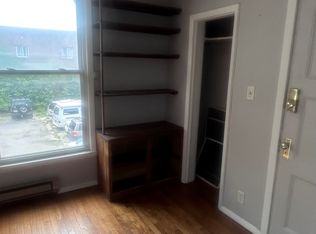 206 Union St APT 8, Schenectady, NY 12305