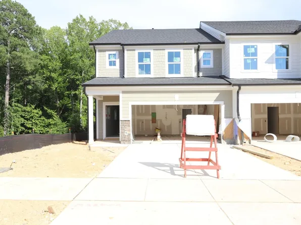 2917 Walden Rd, Apex, NC 27502