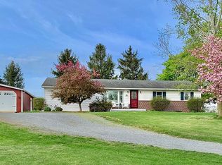 660 Hilltop Rd, Newburg, PA 17240