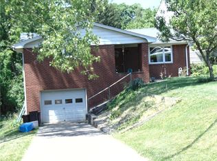 59 Ehle Ave, Coraopolis, PA