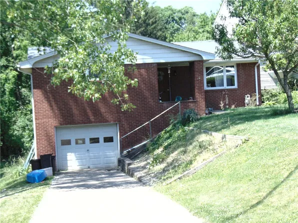 59 Ehle Ave, Coraopolis, PA 15108