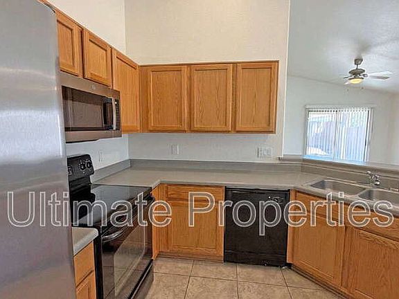 5th image of 13836 W Lundberg St