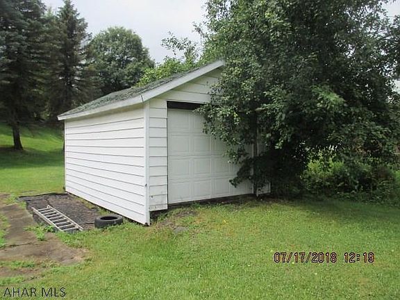 2nd image of 506 David St