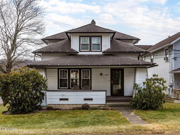 1296 Bloom Rd, Danville, PA 17821