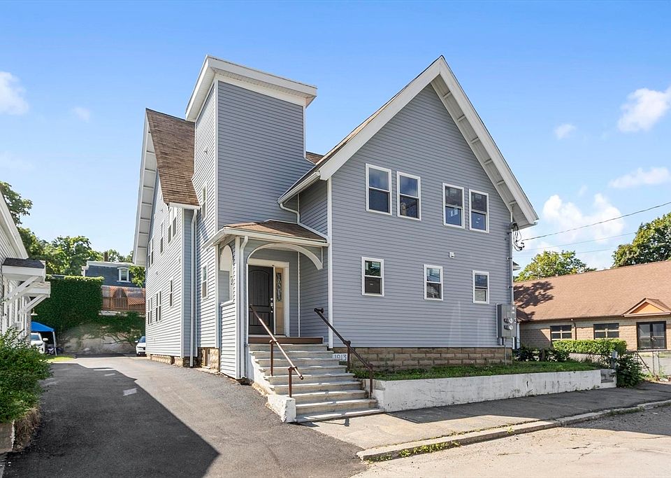 1st image of 74 Snow St