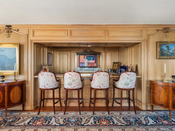 15 West 53rd Street image 3 of 26