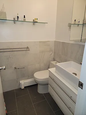 Rented by Douglas Elliman | media 21