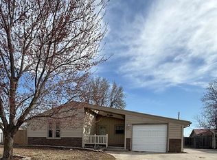 809 W 17th St, Larned, KS 67550