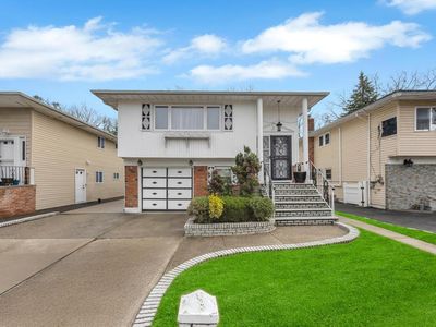 148 Buckingham Place, Lynbrook, NY, 11563