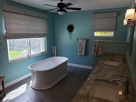 4th image of 175 River Walk Dr