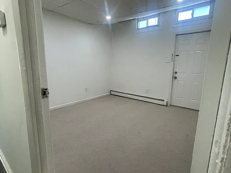 159 Cross Keys Rd #E — Photo 18