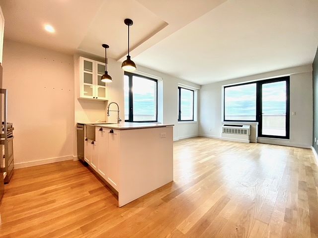 1st image of 409 Eastern Pkwy #903A
