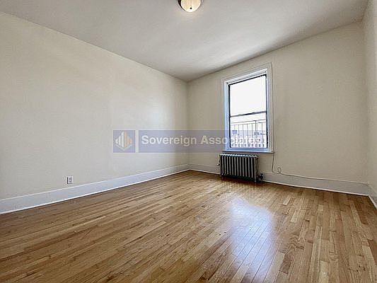 3rd image of 2 Pinehurst Ave APT 6E