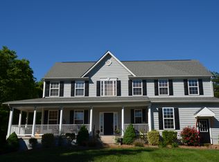 2403 Valentine Dr, Bumpass, VA 23024