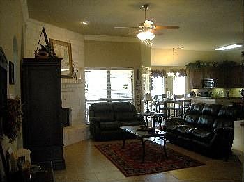 3rd image of 2483 Newark Cir