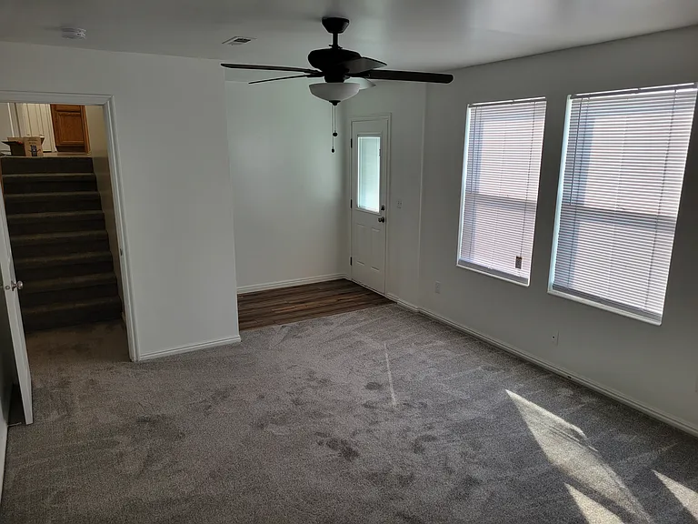 1749 W 525th St S — Photo 14