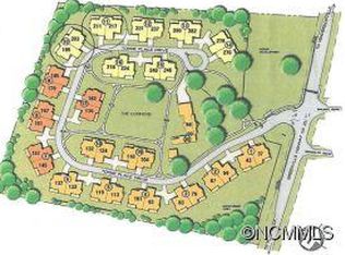 LOT 10/11 Towne Place Dr, Hendersonville, NC 28792