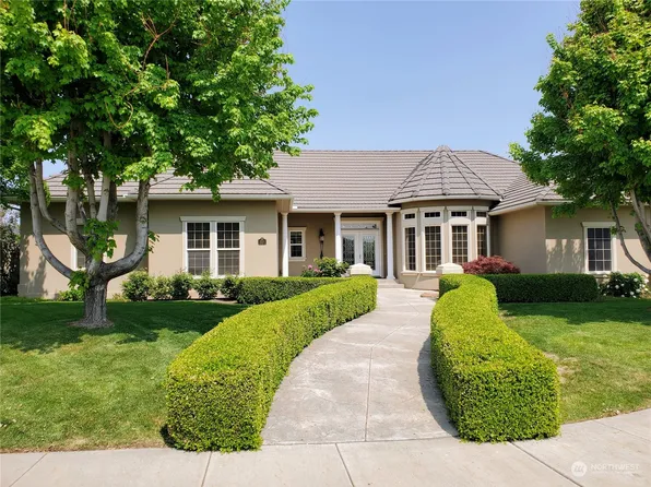 9205 Jonagold Court, Yakima, WA 98903