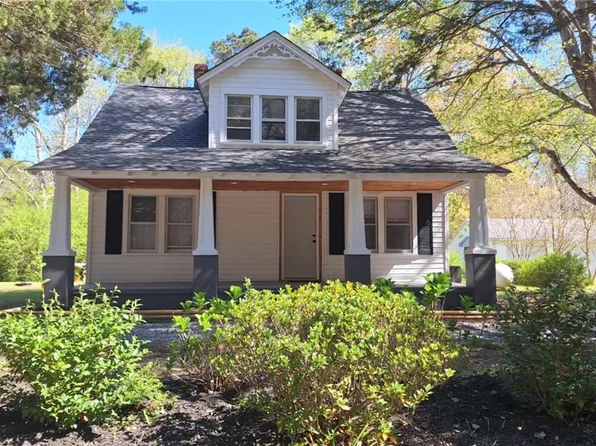 5667 Buckley Hall Rd, Foster, VA 23035