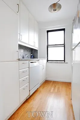 Rented by Town Residential | media 13