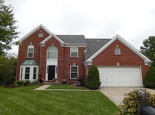 2436 Candlemakers Ln, Maineville, OH 45039