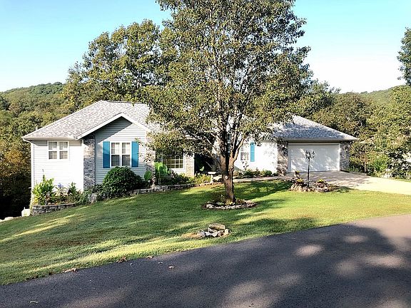 3rd image of 116 Oak Creek Cir