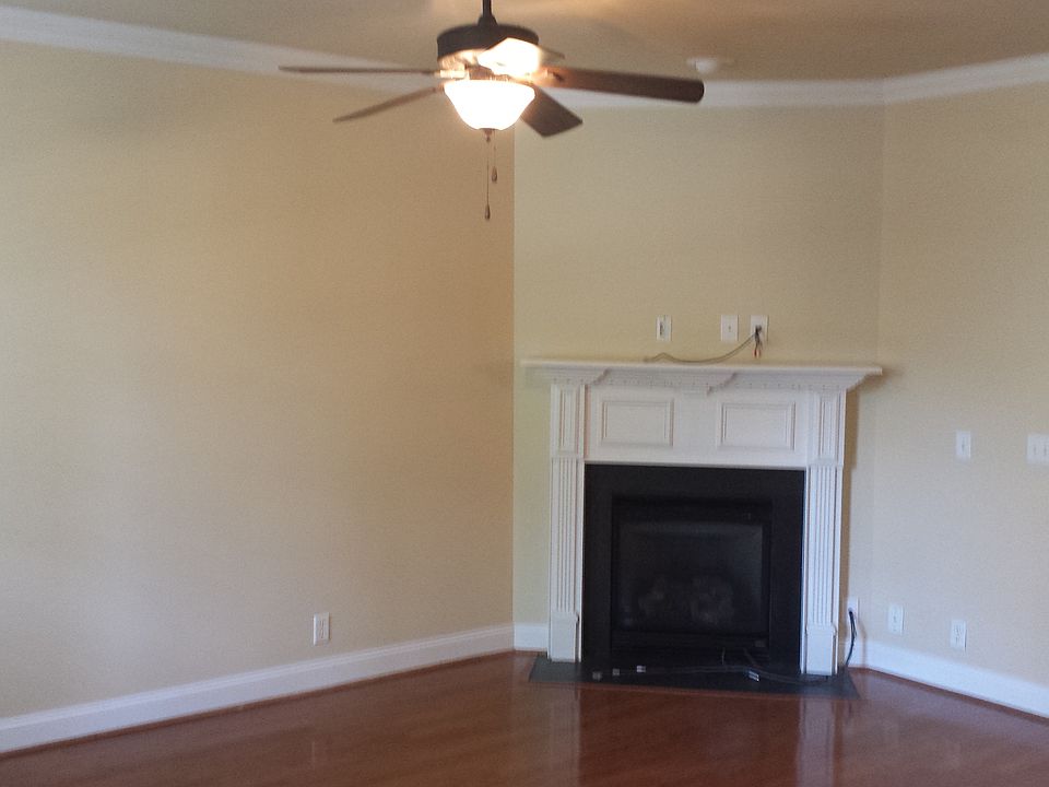 1st image of 134 Pennystone Cir