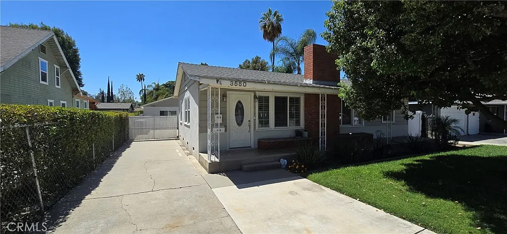 3 bed, 1552 sqft, $3,150 — Photo 3